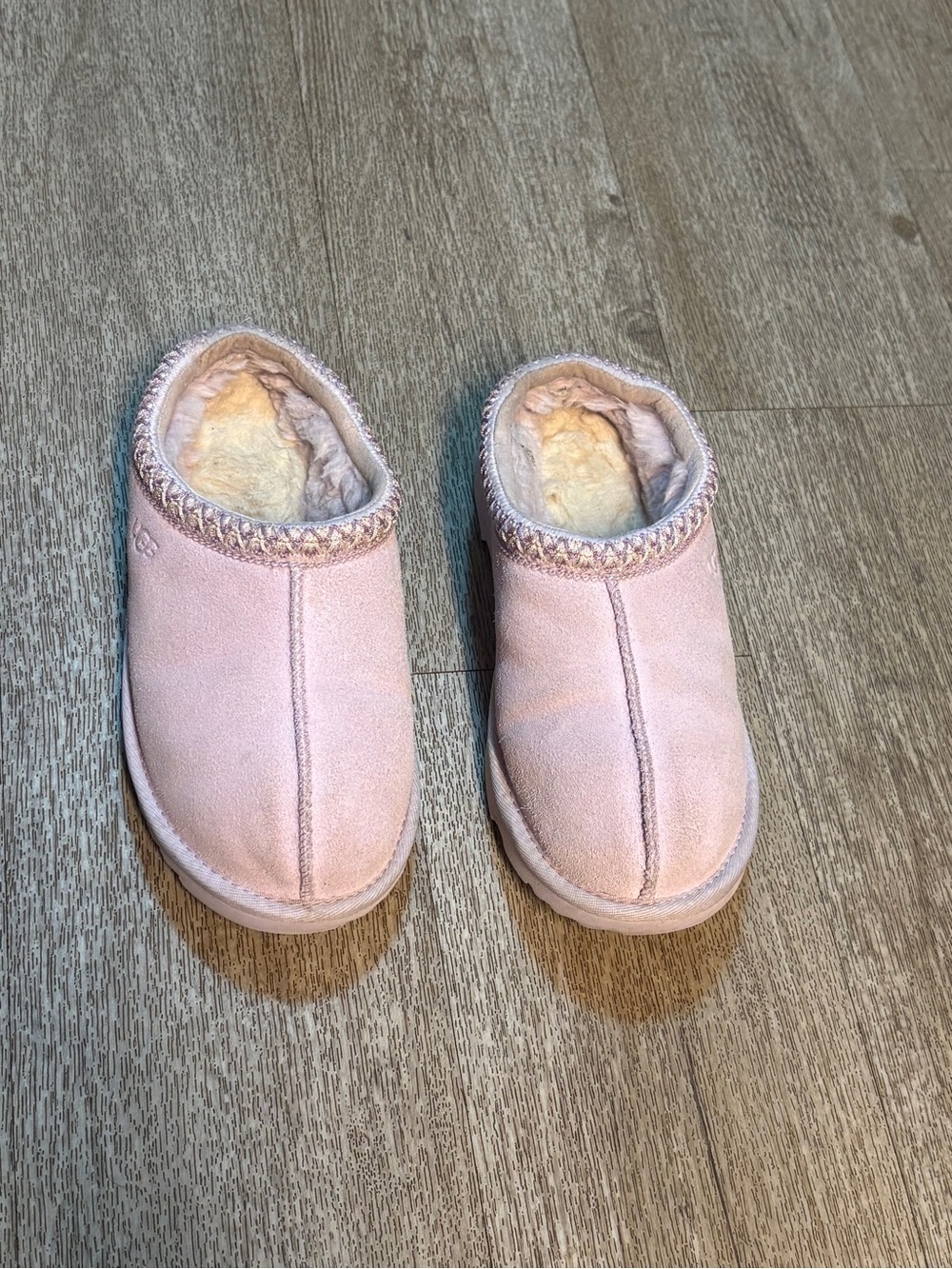 UGG TASMAN SLIDES KIDS LAVENDER SIZE 5